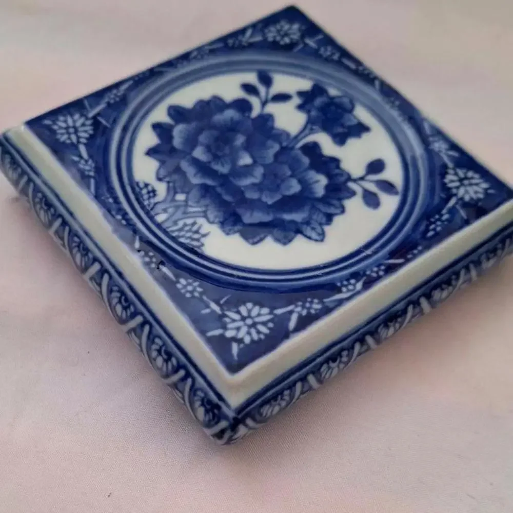 Vtg Blue/White Floral Painted China Porcelain Teapot Trivet - Picture 5 of 7
